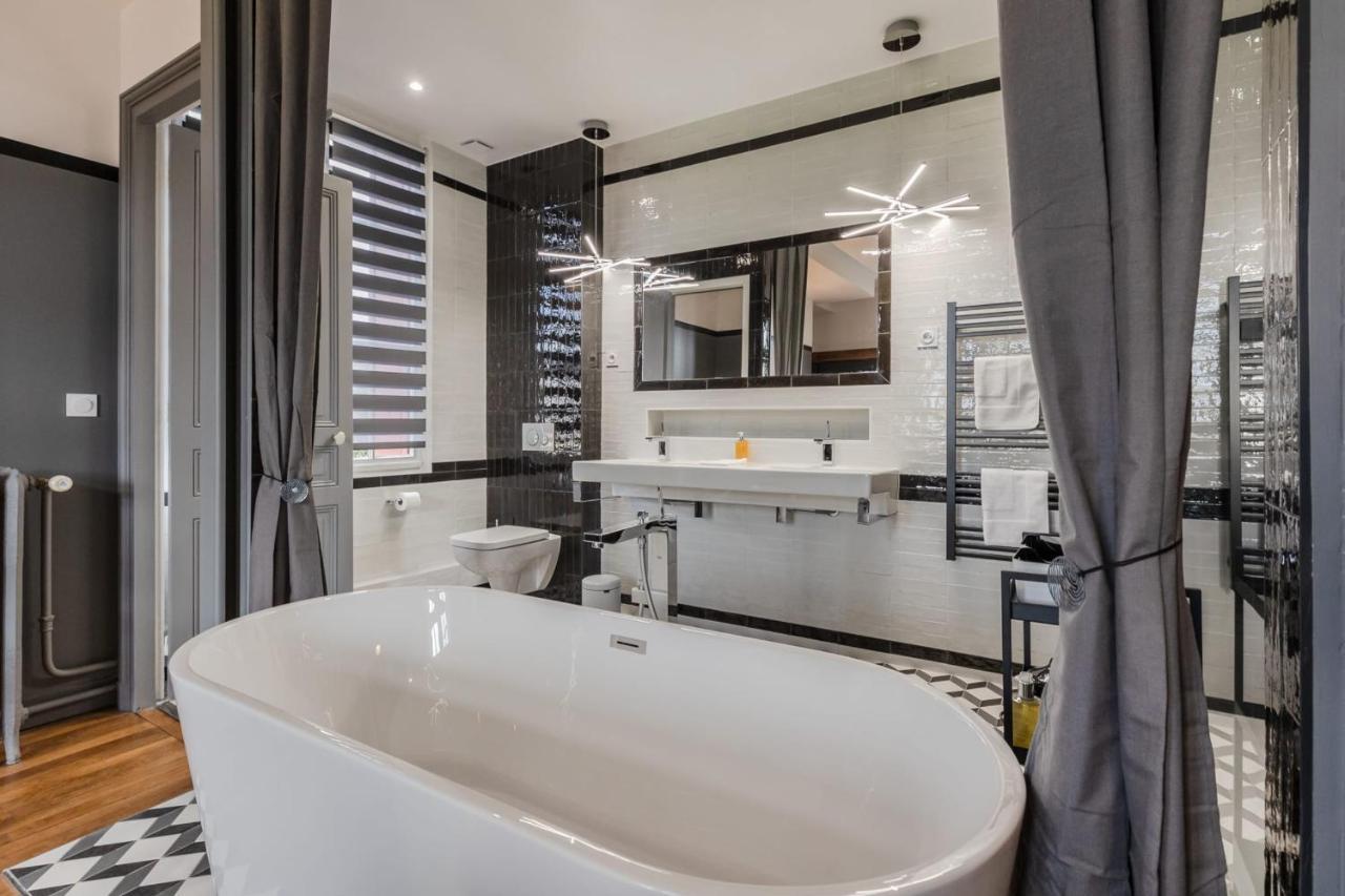 옹플뢰르 Le Manoir Des Embruns 14P - Location N1- Terrace- Public Parking 2 Min 빌라 외부 사진